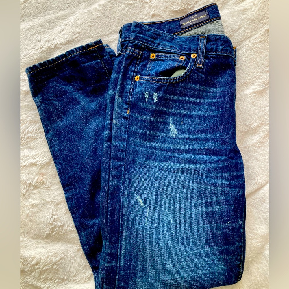 J crew dark wash “Broken in Boyfriend” Jeans size 27